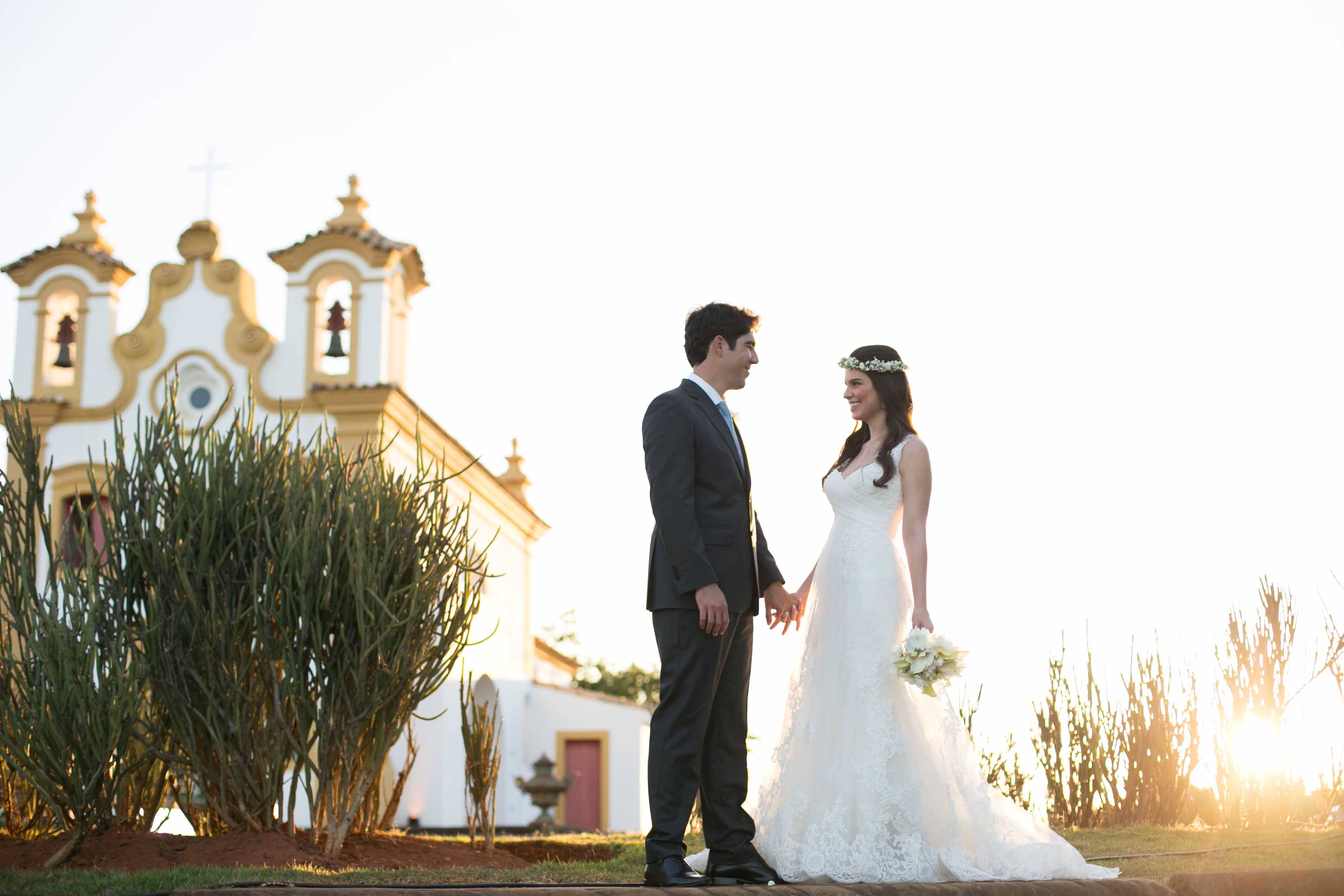 Casamento de dia em igreja = Renata + Junior