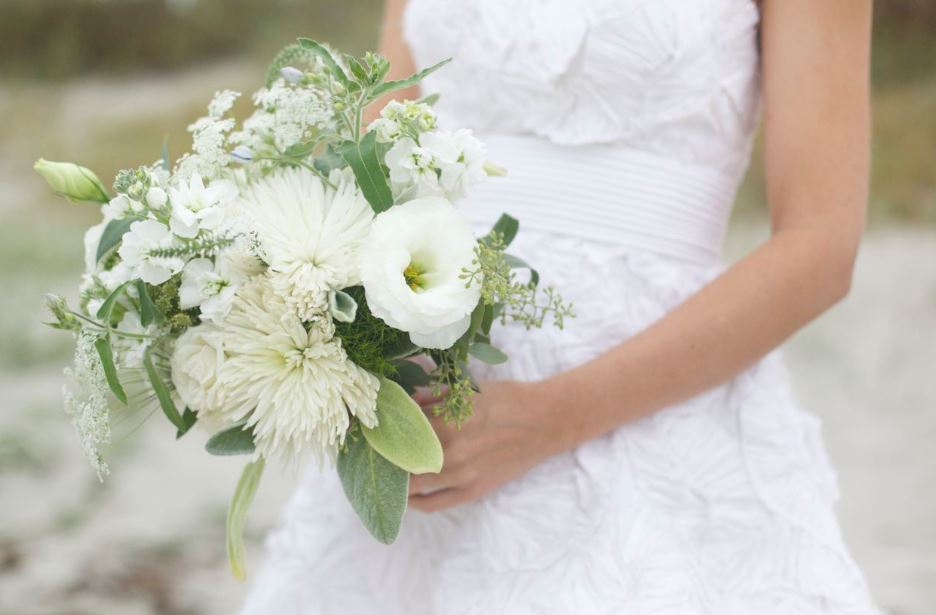 O buquê de flores deve combinar com a decoração?