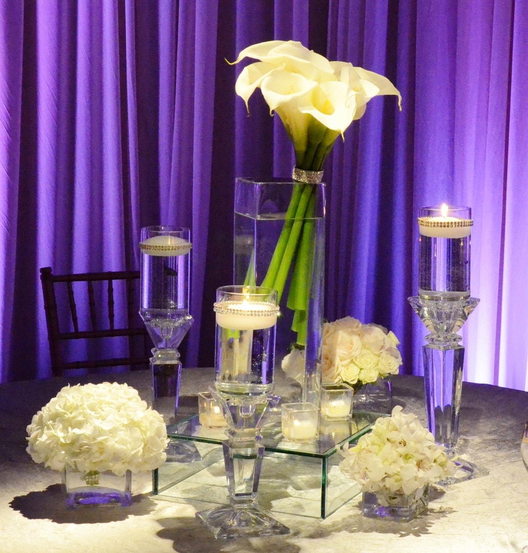 Flor copo de leite branco para decoração de casamento Flor copo de leite branco para decoração de casamento