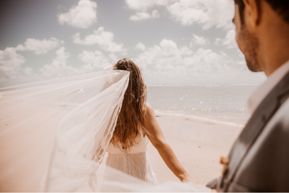 casal na praia
