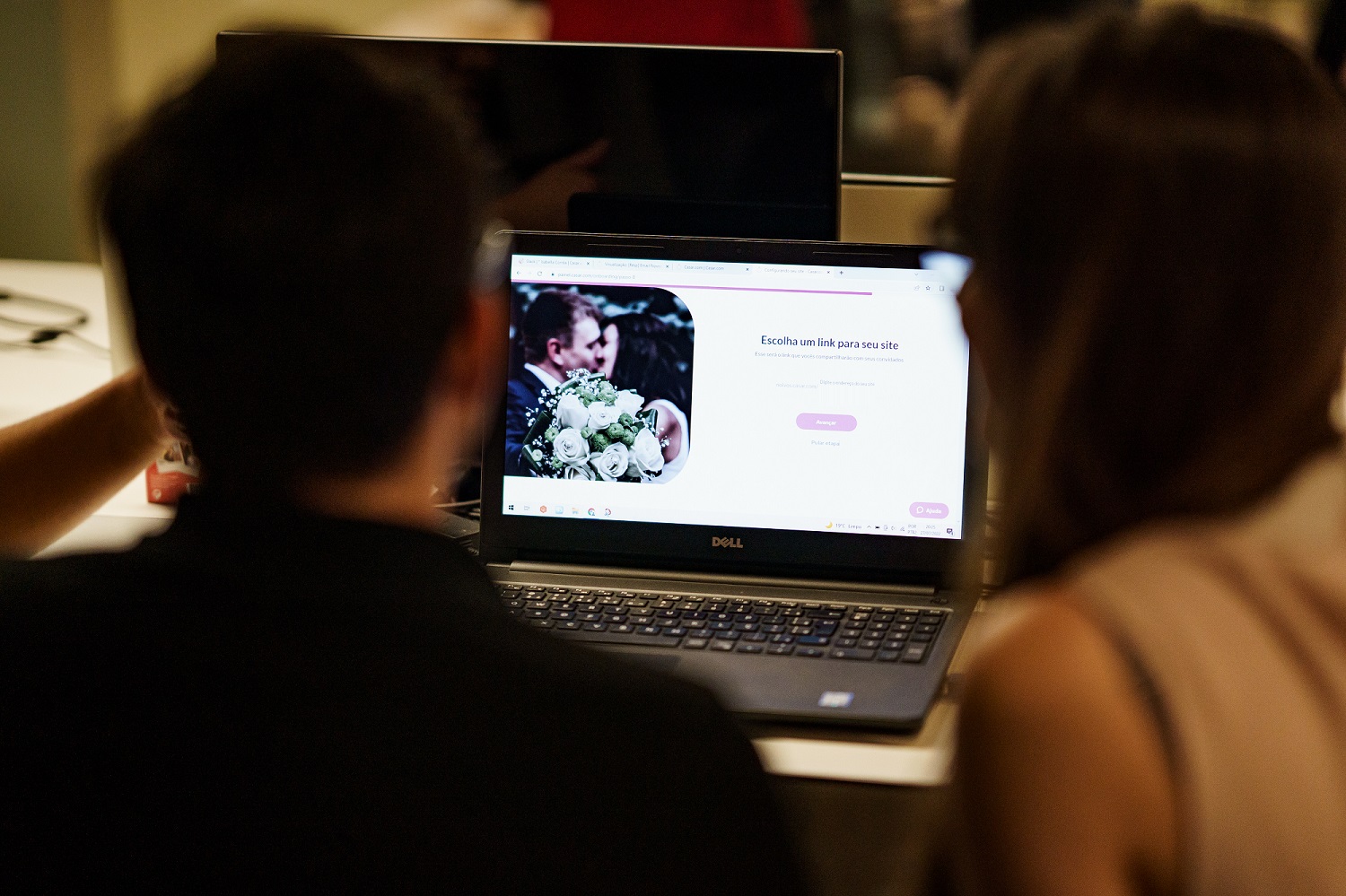 5 dúvidas comuns sobre site de casamento respondidas